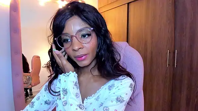 alikahouston4's Live XXX Chat