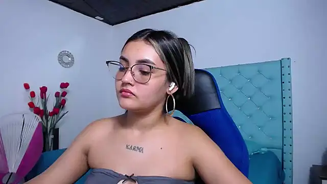 kathe-mills235's Live XXX Chat