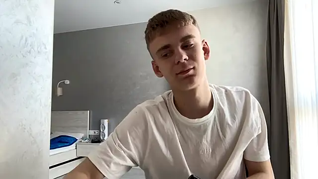 SoloFury Webcam Show