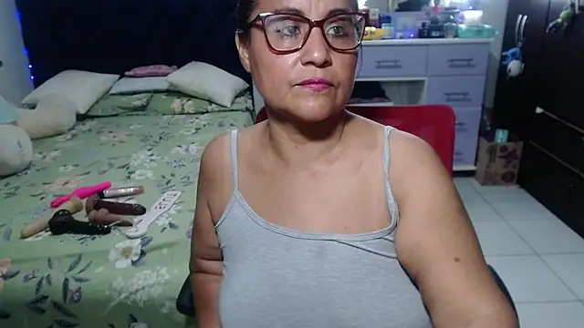 pervert_mommy_ Webcam-Show