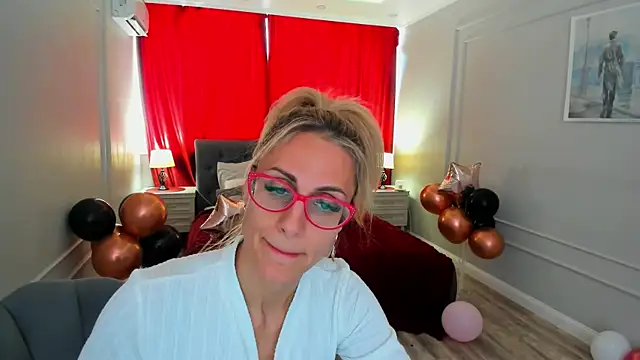 MuseOfStage Chat XXX in diretta