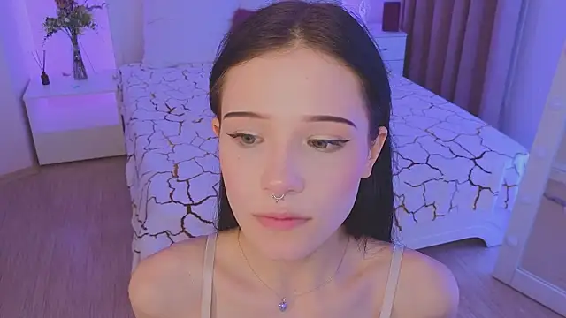 Deibora Adlı Modelin Canlı XXX Sohbeti