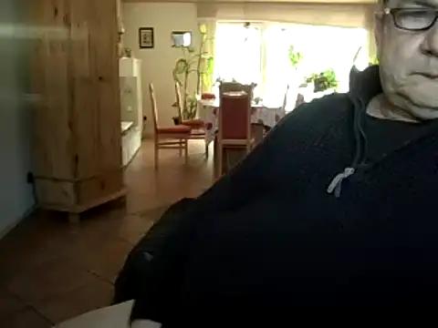 Nobbie444 Show Webcam