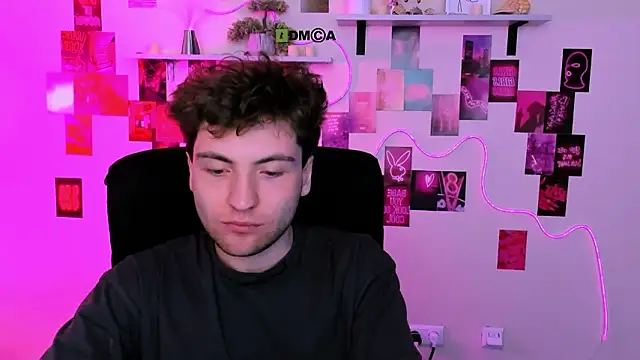 Show modela joseph_bear_ na web-kameri