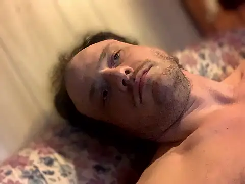 Ldnick69 élő XXX-chatje