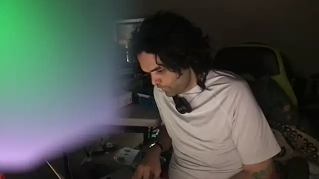 KungFuPanda001 Chat XXX live