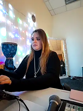 Chat XXX en directo de Juicy_PeachLux