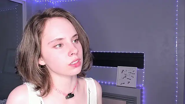 CrystaLeah Chat XXX in diretta