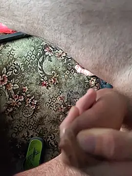 zozo971008's Live XXX Chat