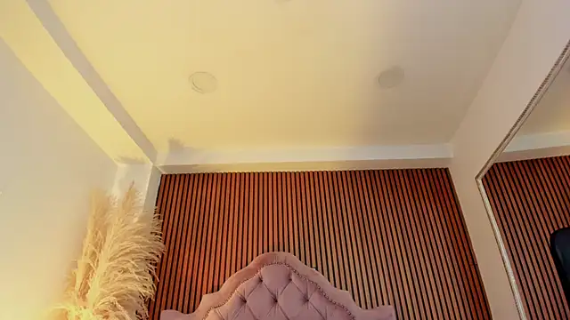 Violett_hott_ 现场XXX聊天