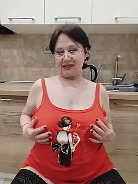 SalientClean 在線直播表演