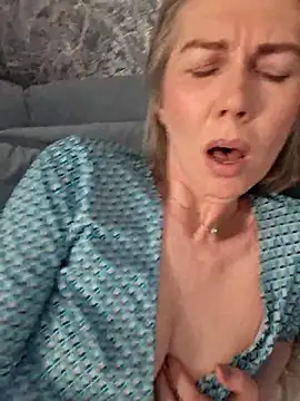 Webkamerová show stellahere8