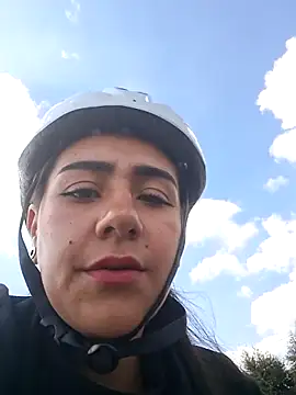 CAROLINE__07's Live XXX Chat