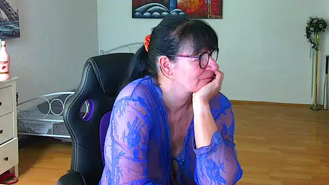 Czat XXX na żywo – Sylly