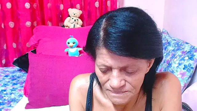 SLUTTYROXY Chat XXX in diretta