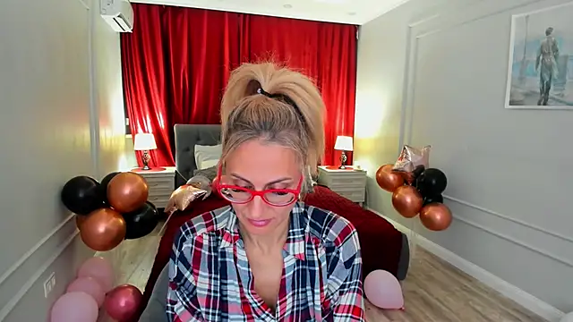 Pokazy przed kamerką – MuseOfStage