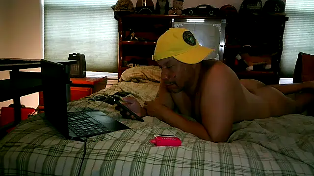 pimpdaddy4ever's Webcam Show