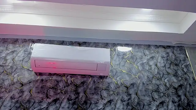 Chat +18 de aliccecooper ao vivo