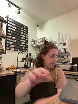 Chat XXX en directo de cinnabon_