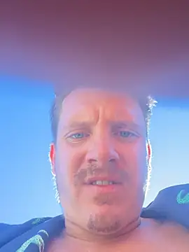 Siempre-locos69 Adlı Modelin Canlı XXX Sohbeti