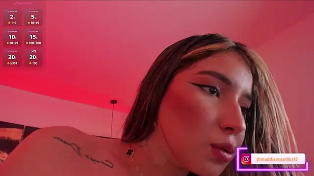 Chat XXX en directo de MaddisonCollins