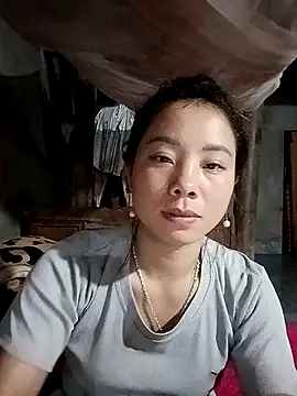 milo123-xx's Live XXX Chat