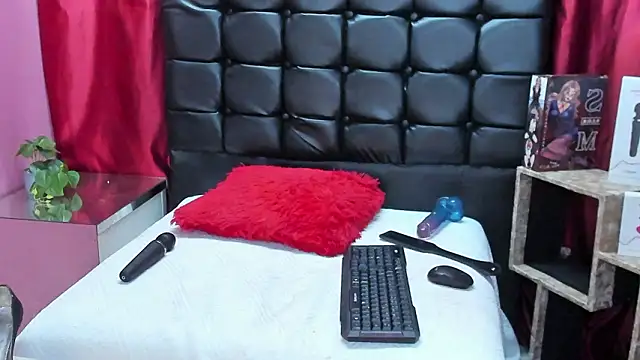 Chat +18 de SofiaXDelRio ao vivo