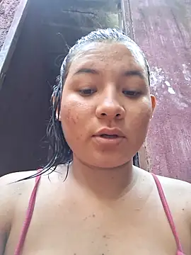 hot-mom22 Adlı Modelin Canlı XXX Sohbeti