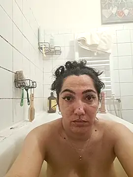 Chat +18 de CharmingWitchy ao vivo