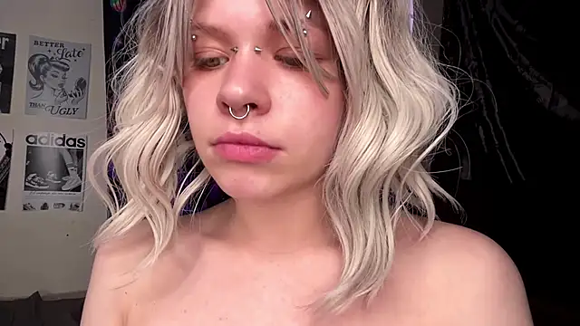 MeowMixer's Live XXX Chat