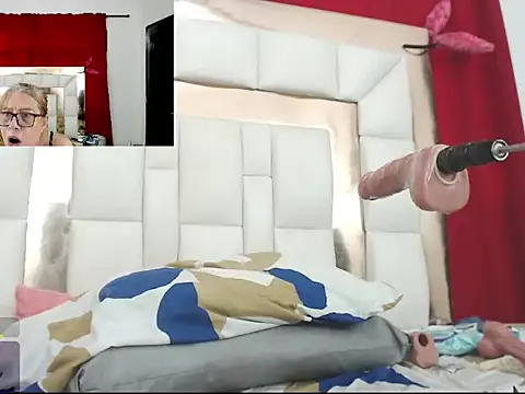 candyrojas: онлайн-секс-чат