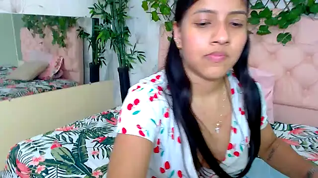 Chat XXX Live zara_cute