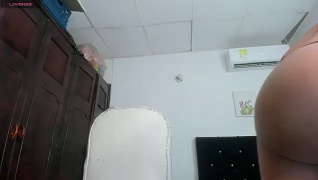 Chat +18 de barbie_ds ao vivo