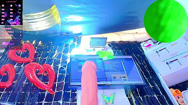 Chat +18 de dakotamilf__hot ao vivo