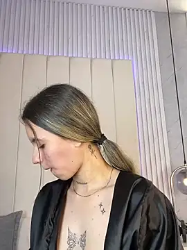 Chat +18 de JuliaColemann ao vivo