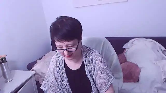 ChristaRose 即時 XXX 聊天