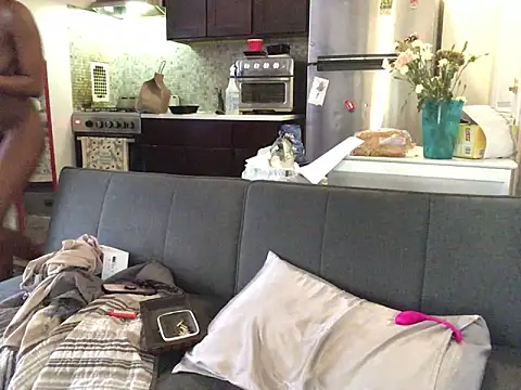 littyleesh1's Webcam Show