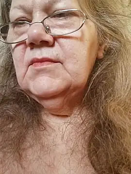 Snezhana Adlı Modelin Canlı XXX Sohbeti