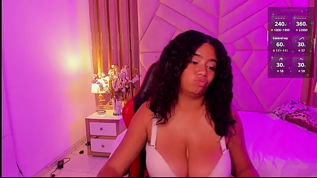 KateLovings Chat XXX in diretta