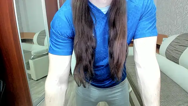 XXX chat uživo modela AlansonofDaddy