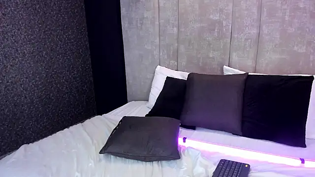 Chat +18 de JaneeDaviss ao vivo