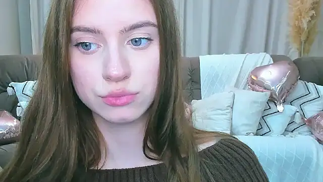 Chat +18 de Erica_Kiss ao vivo