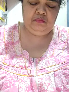 tamilthanushri's Live XXX Chat
