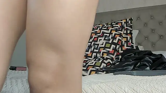 Sienna_brunette élő XXX-chatje