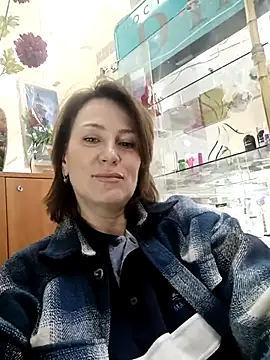 Luna_7777 Adlı Modelin Canlı XXX Sohbeti