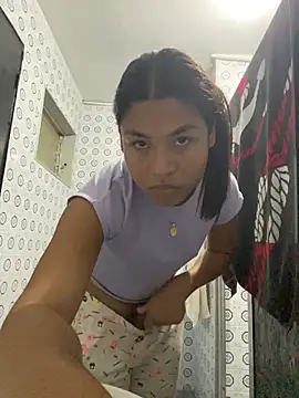 Chat XXX Live Romie_rous