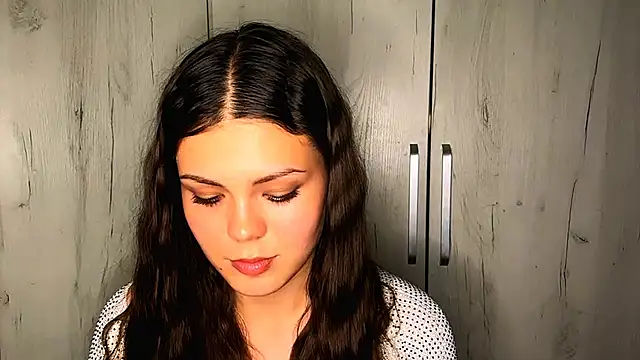 BlinkingDross Adlı Modelin Canlı XXX Sohbeti