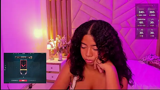 แชท XXX สดของ KateLovings