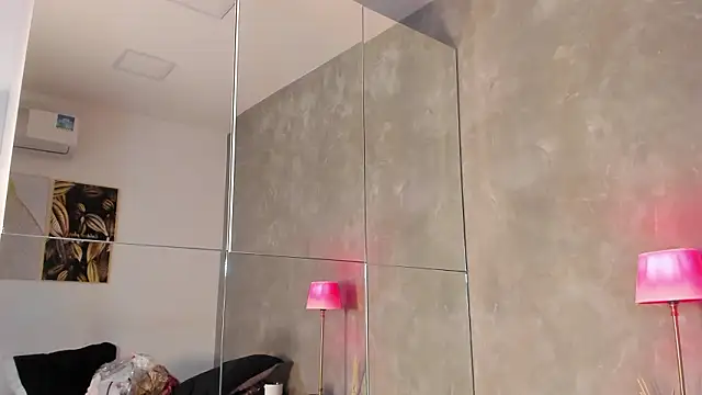 Cris_Sasha Adlı Modelin Canlı XXX Sohbeti