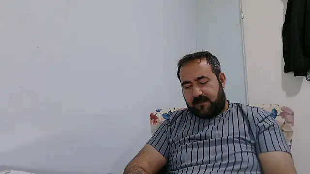 Czat XXX na żywo – mio_jaks